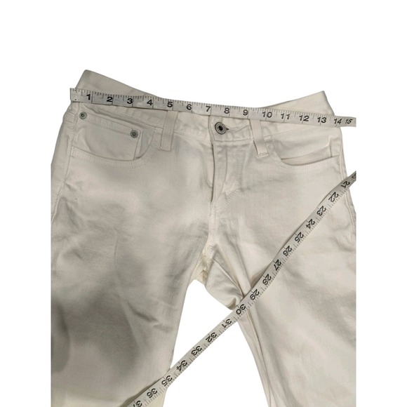 Levi's Women's White Denim Jeans Size 2 W26 Slim Tapered Stretch Mid Rise - Picture 3 of 8